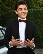 Asher Angel : asher-angel-1558116154.jpg