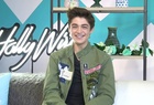 Asher Angel : asher-angel-1560707589.jpg