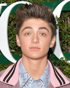 Asher Angel : asher-angel-1561061939.jpg