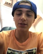 Asher Angel : asher-angel-1562593845.jpg