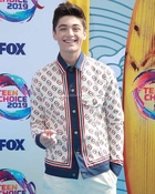 Asher Angel : asher-angel-1565621185.jpg