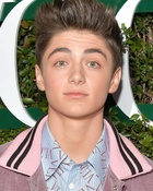 Asher Angel : asher-angel-1567191504.jpg