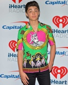 Asher Angel : asher-angel-1571335408.jpg