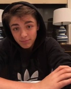 Asher Angel : asher-angel-1573169111.jpg