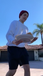 Asher Angel : asher-angel-1574031071.jpg