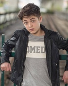 Asher Angel : asher-angel-1588965401.jpg