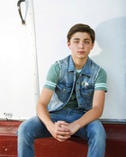 Asher Angel : asher-angel-1589303261.jpg