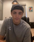 Asher Angel : asher-angel-1590451902.jpg