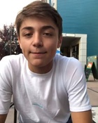 Asher Angel : asher-angel-1592874797.jpg