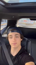 Asher Angel : asher-angel-1667434351.jpg