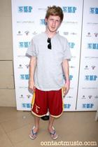 Asher Roth : asherroth_1287029051.jpg