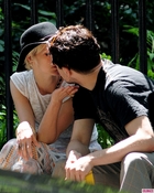 Ashlee Simpson-Wentz : ashleesimpson_1308744054.jpg