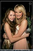 Ashley Tisdale : TI4U_u1152302803.jpg