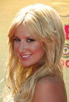 Ashley Tisdale : TI4U_u1159673863.jpg