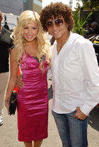 Ashley Tisdale : TI4U_u1181151159.jpg