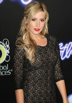 Ashley Tisdale : ashley-tisdale-1317858662.jpg