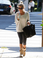 Ashley Tisdale : ashley-tisdale-1321210811.jpg