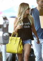 Ashley Tisdale : ashley-tisdale-1374088929.jpg