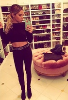 Ashley Tisdale : ashley-tisdale-1424893454.jpg