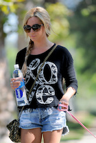 Ashley Tisdale : ashley-tisdale-1442510495.jpg