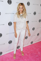 Ashley Tisdale : ashley-tisdale-1468172193.jpg