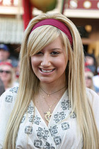 Ashley Tisdale : ashley_tisdale_1173023752.jpg