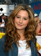 Ashley Tisdale : ashley_tisdale_1249313403.jpg