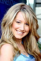 Ashley Tisdale : ashley_tisdale_1249313406.jpg