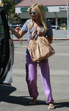 Ashley Tisdale : ashley_tisdale_1253846426.jpg