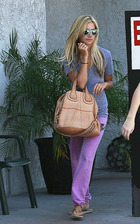 Ashley Tisdale : ashley_tisdale_1253846437.jpg