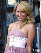 Ashley Tisdale : ashley_tisdale_1254472675.jpg