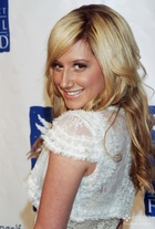 Ashley Tisdale : ashley_tisdale_1254472695.jpg