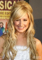 Ashley Tisdale : ashley_tisdale_1254472755.jpg