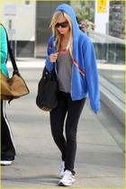 Ashley Tisdale : ashley_tisdale_1254870621.jpg