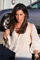 Ashley Tisdale : ashley_tisdale_1279511503.jpg