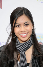 Ashley Argota : ashleyargota_1284241127.jpg