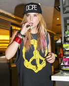 Ashley Benson : ashley-benson-1426529616.jpg