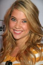 Ashley Benson : ashleybenson_1264454675.jpg