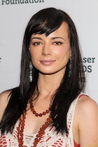 Ashley Rickards : ashley-rickards-1444694797.jpg