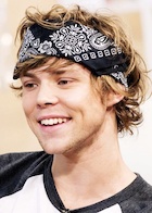 Ashton Irwin : ashton-irwin-1484585171.jpg