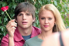 Ashton Kutcher : TI4U1380578106.jpg