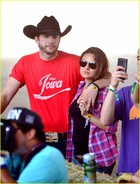 Ashton Kutcher : TI4U1398689398.jpg