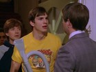 Ashton Kutcher : TI4U_u1136663679.jpg