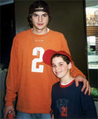 Ashton Kutcher : ashton_kutcher_1162500266.jpg