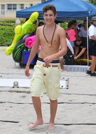 Austin Mahone : austin-mahone-1342451677.jpg