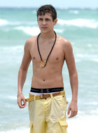 Austin Mahone : austin-mahone-1347726373.jpg