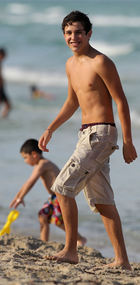 Austin Mahone : austin-mahone-1351438112.jpg