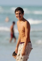 Austin Mahone : austin-mahone-1351438116.jpg