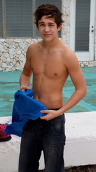 Austin Mahone : austin-mahone-1356488213.jpg