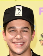 Austin Mahone : austin-mahone-1450145601.jpg